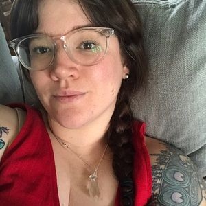 Meet your Posher, Delana